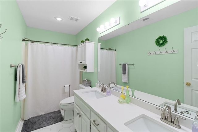 1110 Sarah Lane, Kearney, MO 64060