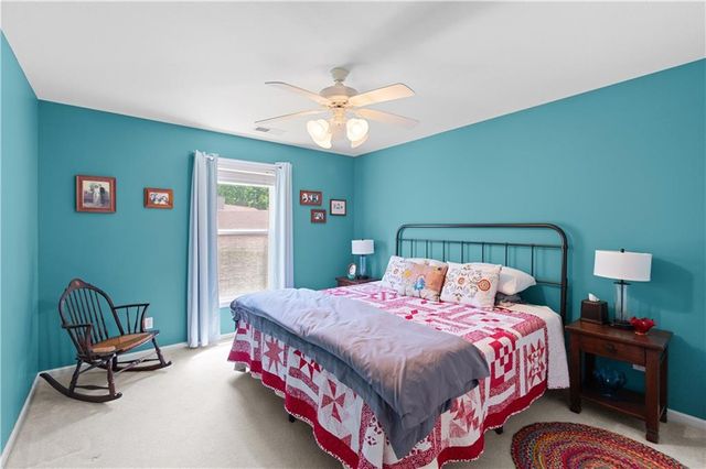 1110 Sarah Lane, Kearney, MO 64060