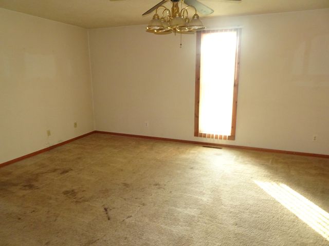 330 E Elm Street, Rensselaer, IN 47978