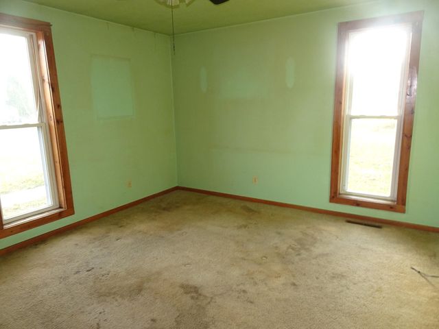 330 E Elm Street, Rensselaer, IN 47978