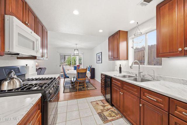 1605 Deschutes Avenue, Ventura, CA 93004