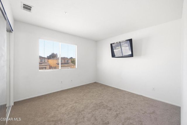 1605 Deschutes Avenue, Ventura, CA 93004