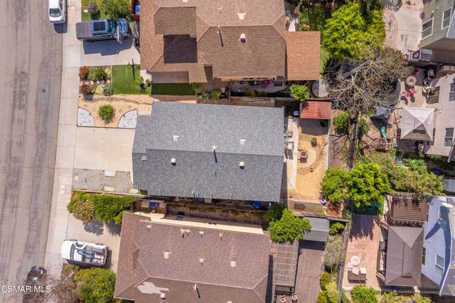 1605 Deschutes Avenue, Ventura, CA 93004