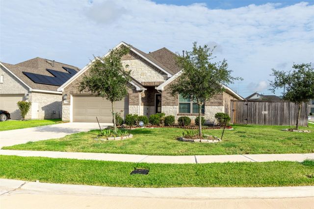 2610 Blue Abbot Drive, Fresno, TX 77545