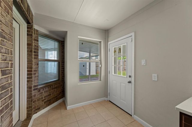 2610 Blue Abbot Drive, Fresno, TX 77545