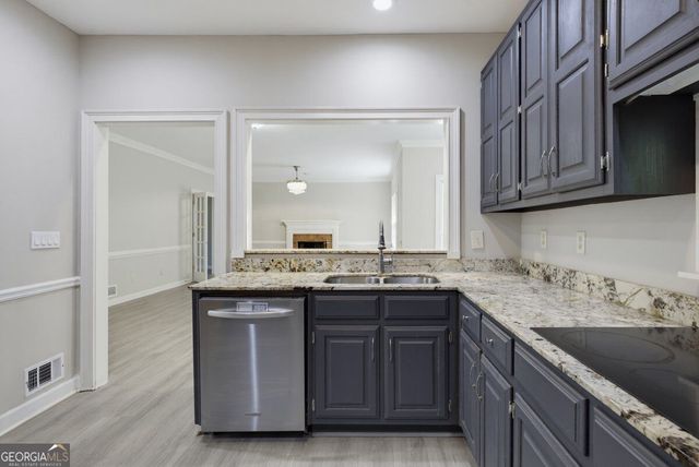 2711 Lochraven Court, Snellville, GA 30039