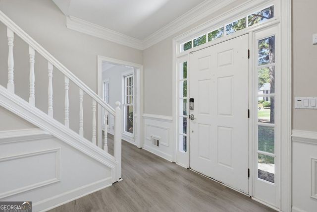 2711 Lochraven Court, Snellville, GA 30039