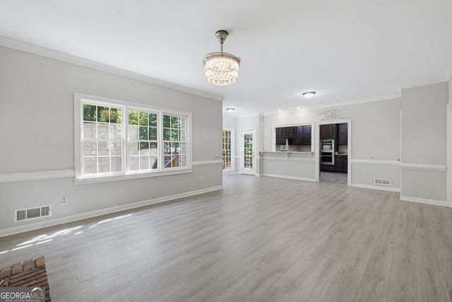 2711 Lochraven Court, Snellville, GA 30039