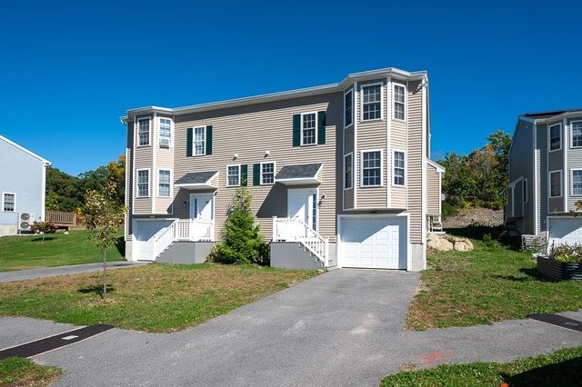 7 Snowberry Cir, Worcester, MA 01607