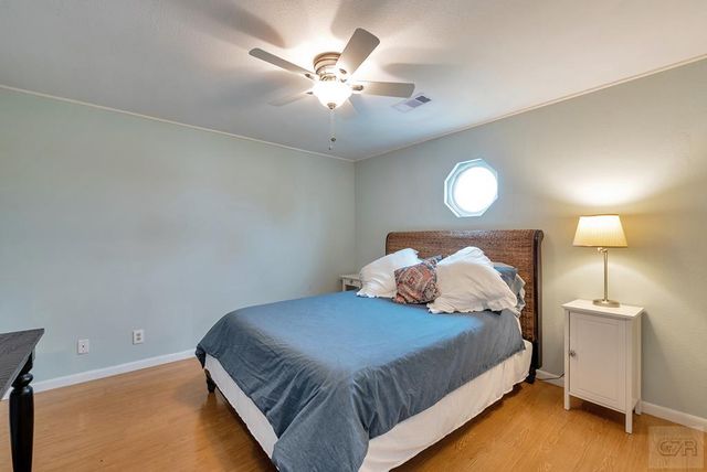 1327 Tiki Drive, Tiki Island, TX 77554