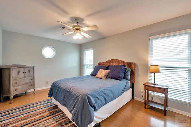 1327 Tiki Drive, Tiki Island, TX 77554