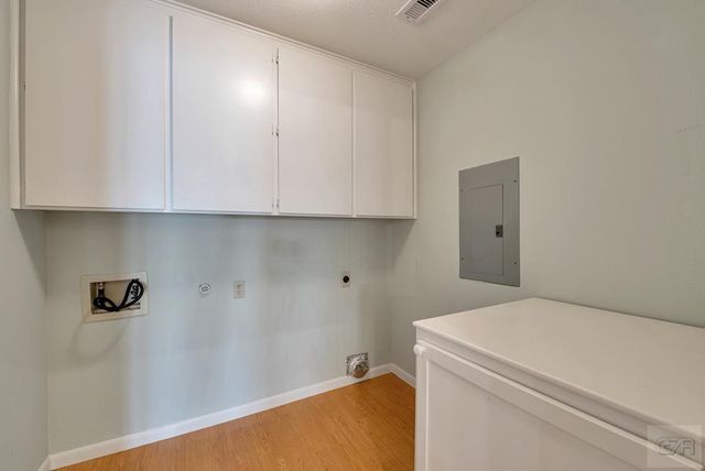 1327 Tiki Drive, Tiki Island, TX 77554