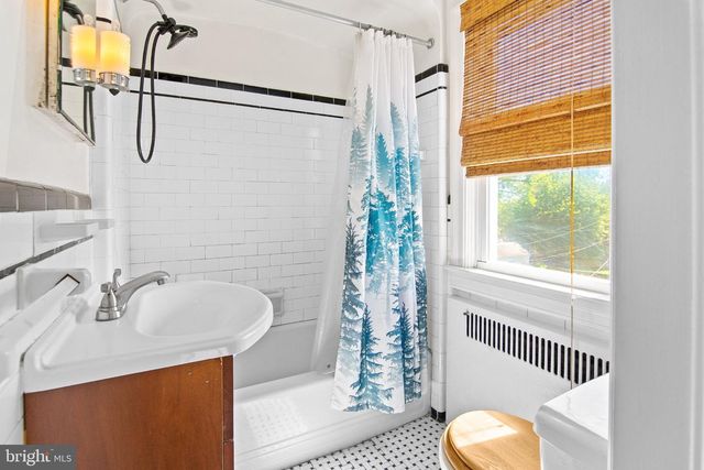4211 KENSINGTON RD, Baltimore, MD 21229