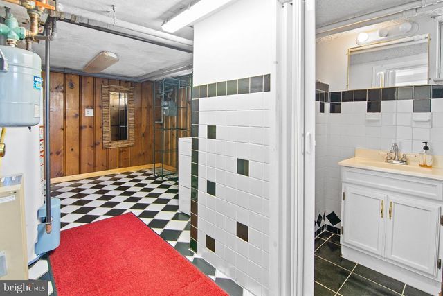 4211 KENSINGTON RD, Baltimore, MD 21229