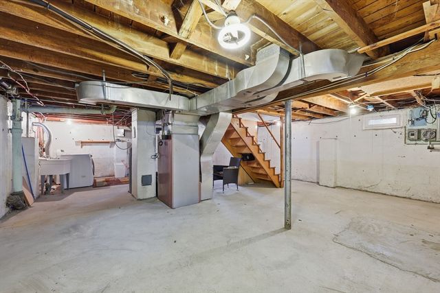 104 Chateaugay Street, Chicopee, MA 01020