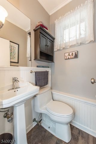 12 Ward Pl, Caldwell Boro Twp., NJ 07006