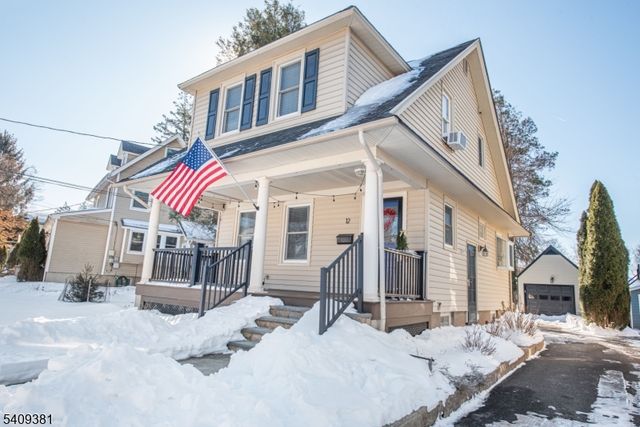 12 Ward Pl, Caldwell Boro Twp., NJ 07006