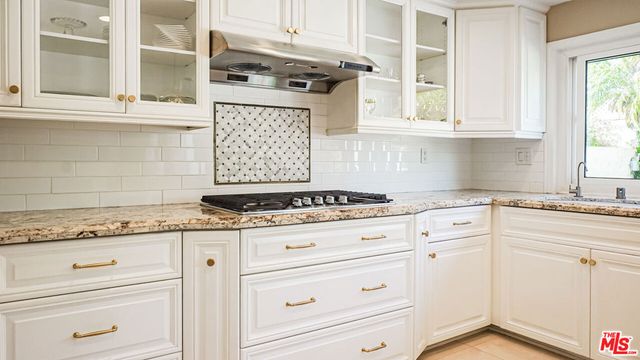 22 Hunter, Irvine, CA 92620