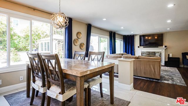 22 Hunter, Irvine, CA 92620