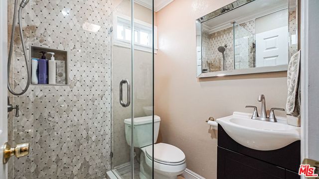 22 Hunter, Irvine, CA 92620