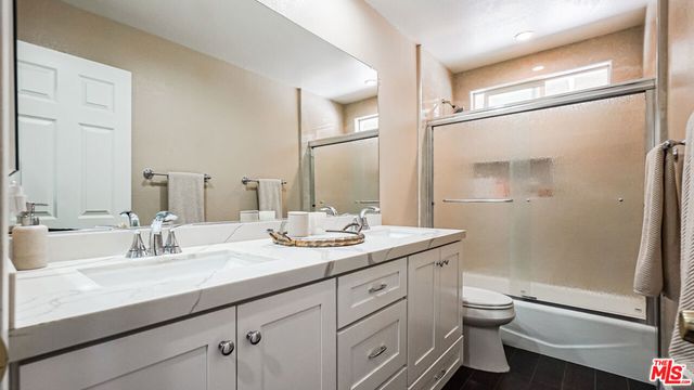 22 Hunter, Irvine, CA 92620
