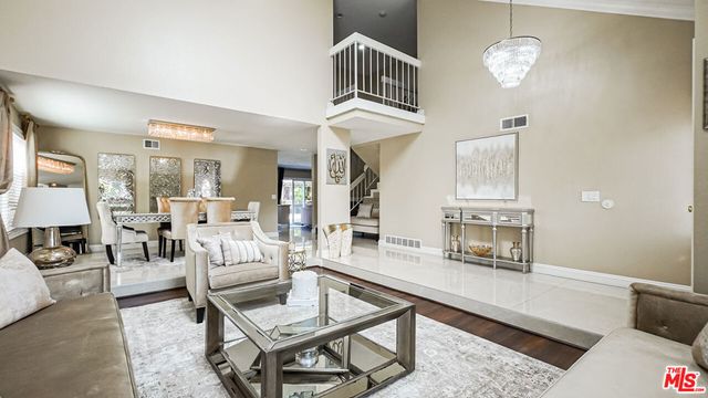 22 Hunter, Irvine, CA 92620