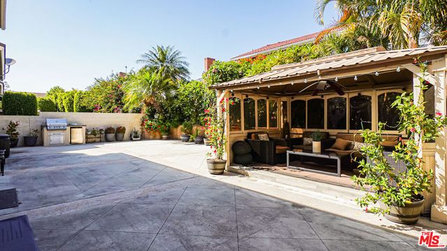 22 Hunter, Irvine, CA 92620