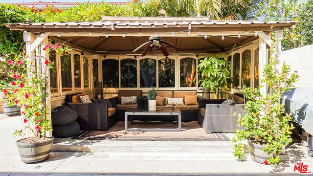 22 Hunter, Irvine, CA 92620