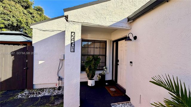 2451 SW 85th Ter 2451, Miramar, FL 33025