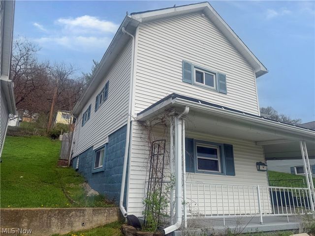 68298 Orchard Avenue, Bridgeport, OH 43912