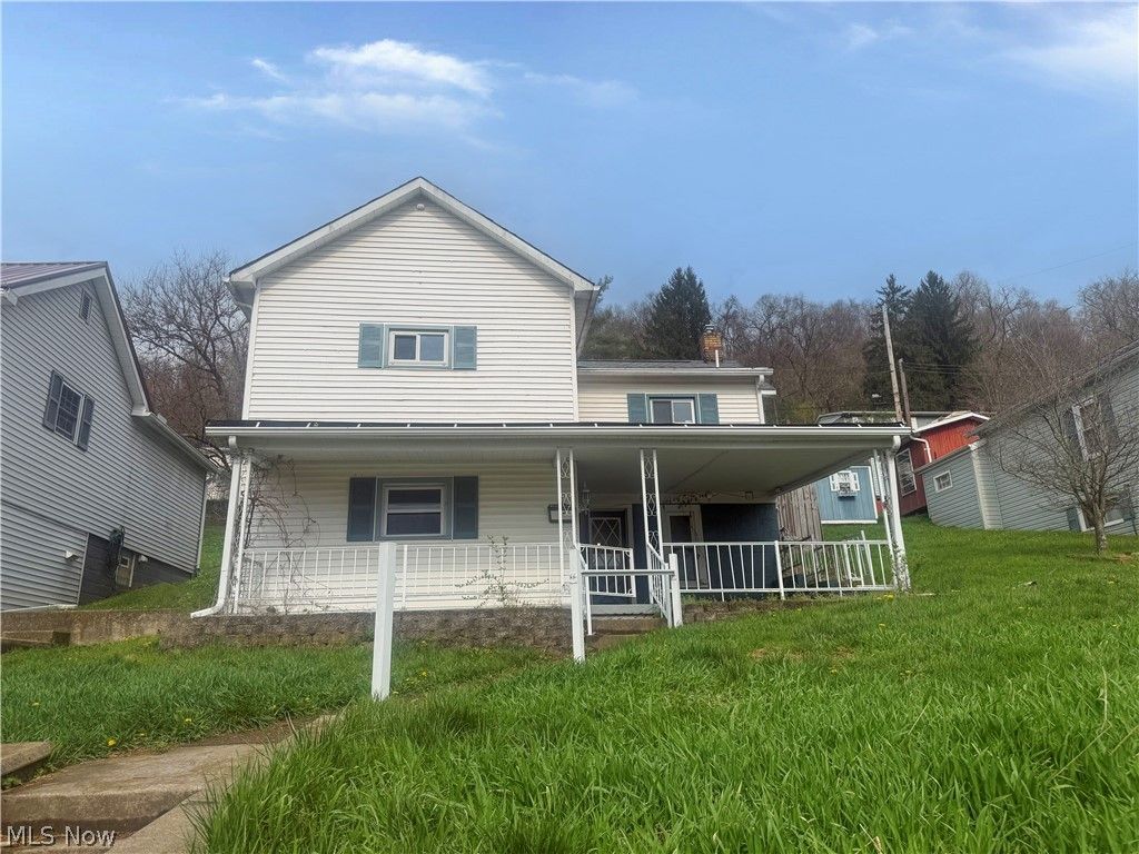 68298 Orchard Avenue, Bridgeport, OH 43912