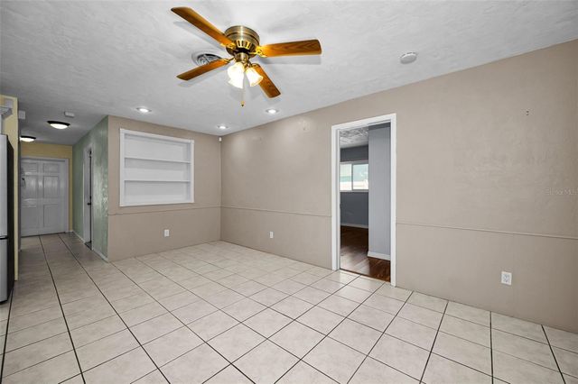 9083 BRIARWOOD DRIVE, Seminole, FL 33772