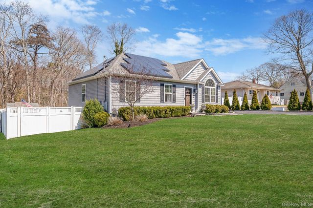 19 Probst Drive, Shirley, NY 11967