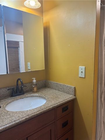 28 Robie Street, Bath, NY 14810