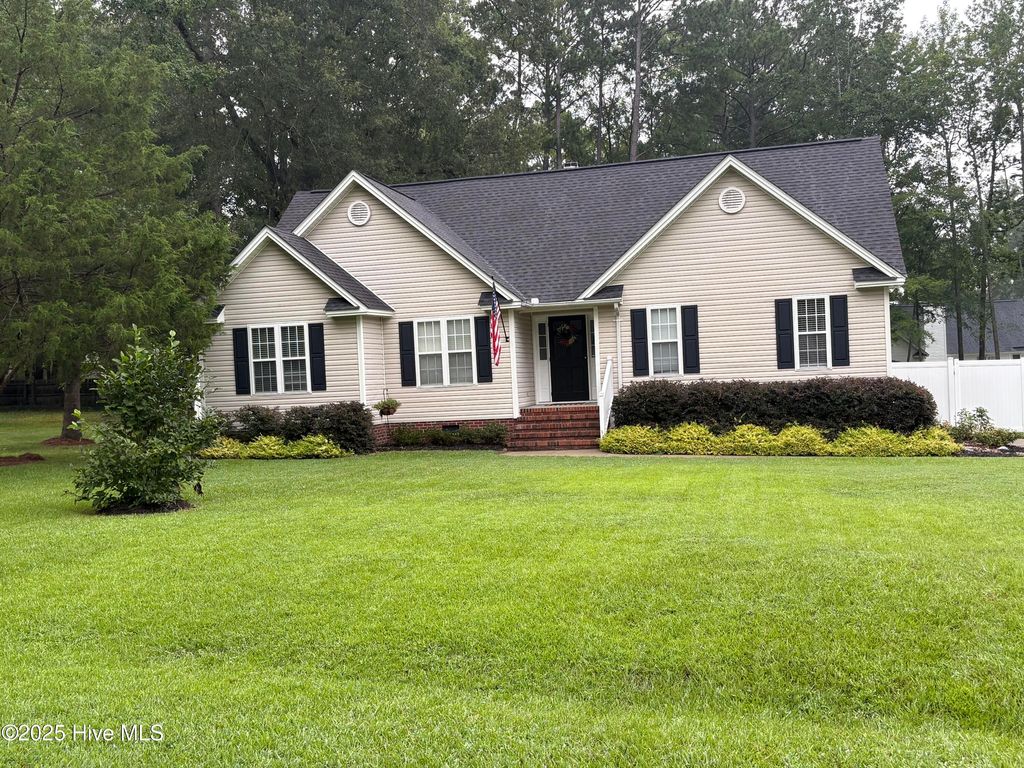 1589 Hackberry Drive, Rocky Mount, NC 27804