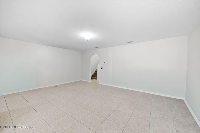 7424 PALM HILLS Drive, Jacksonville, FL 32244