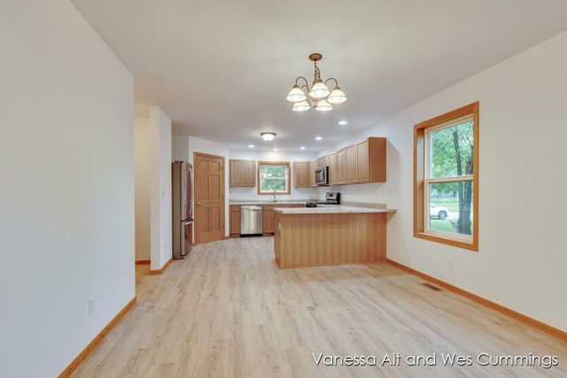 902 N York Street, Belding, MI 48809