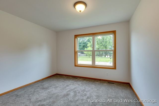 902 N York Street, Belding, MI 48809