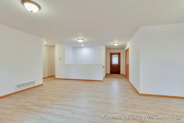 902 N York Street, Belding, MI 48809