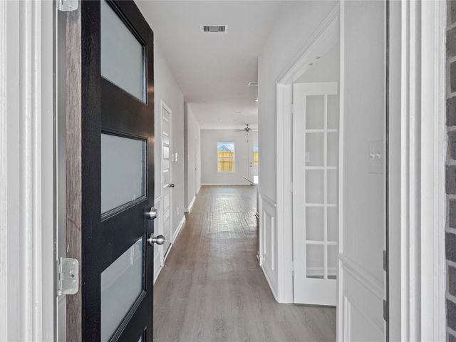 1622 River Scene Trail, Dayton, TX 77535