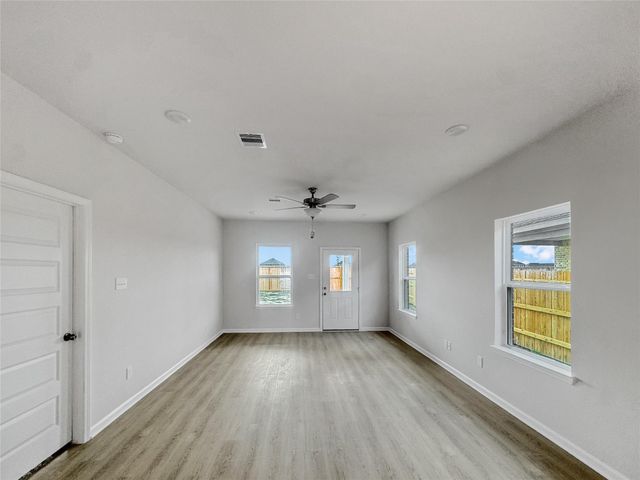 1622 River Scene Trail, Dayton, TX 77535