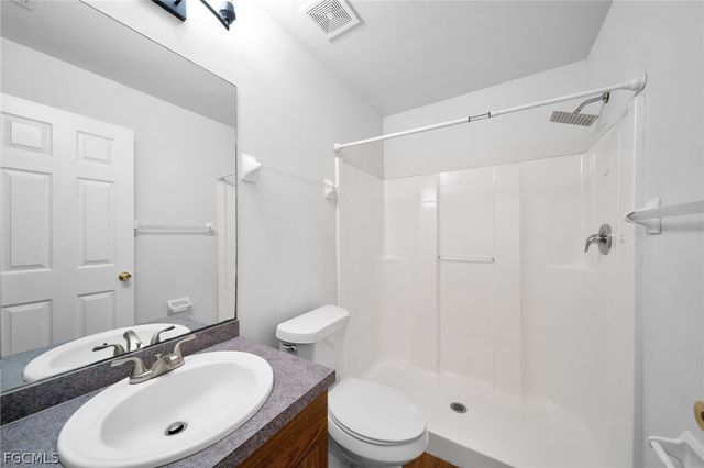 1044 SE 11th ST, Cape Coral, FL 33990