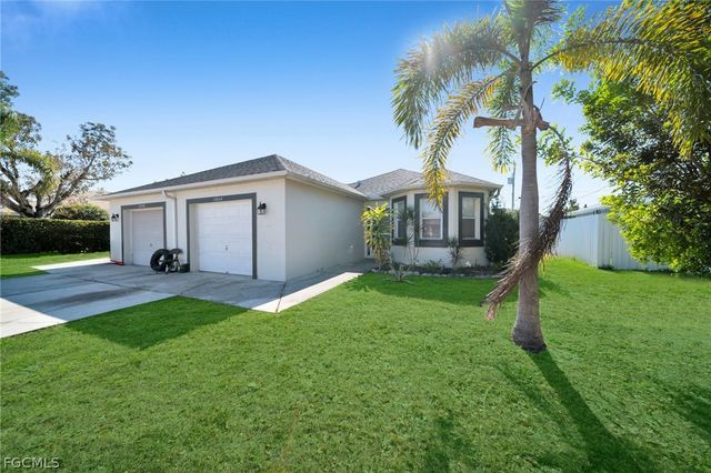 1044 SE 11th ST, Cape Coral, FL 33990