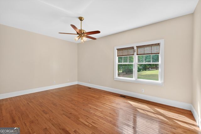 301 Oak Ridge Drive, Maysville, GA 30558