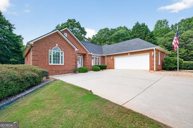 301 Oak Ridge Drive, Maysville, GA 30558