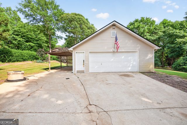 301 Oak Ridge Drive, Maysville, GA 30558