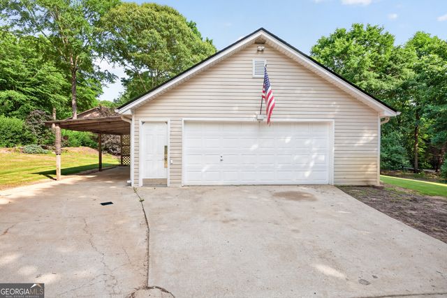 301 Oak Ridge Drive, Maysville, GA 30558