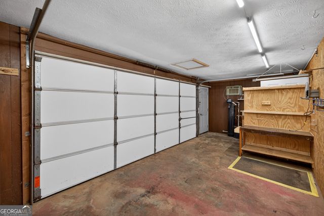 301 Oak Ridge Drive, Maysville, GA 30558