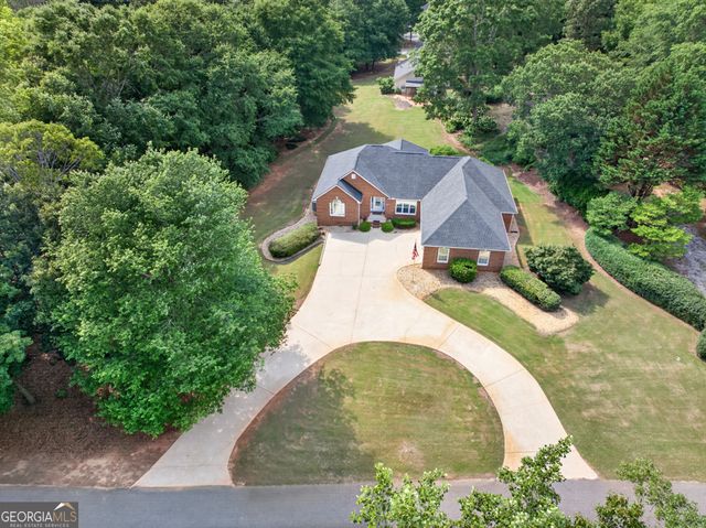 301 Oak Ridge Drive, Maysville, GA 30558