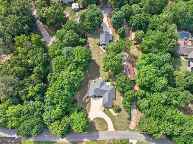 301 Oak Ridge Drive, Maysville, GA 30558